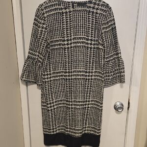 Zara Black and White Checkered Long Sleeve Dress